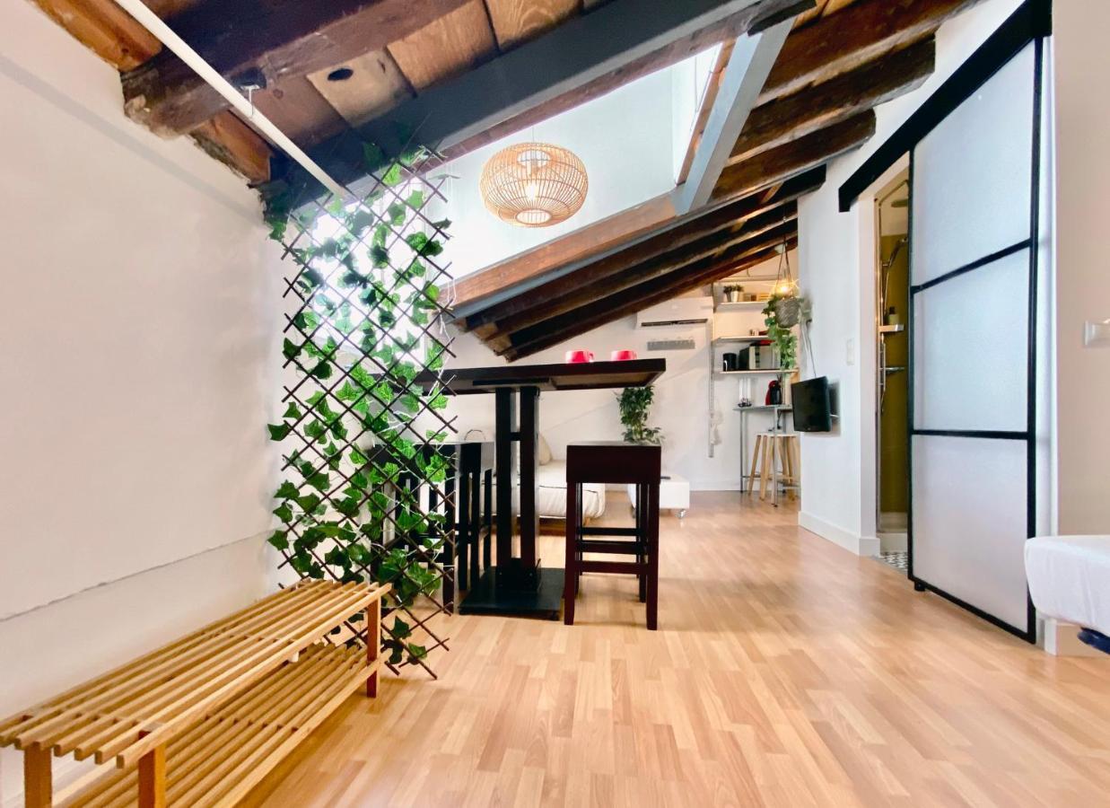 شقة مدريد  في Charming Gran Via Attic المظهر الخارجي الصورة